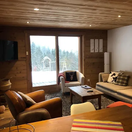 Chalet Avec Jardin Proche Centre Village Saint-Jean-de-Sixt