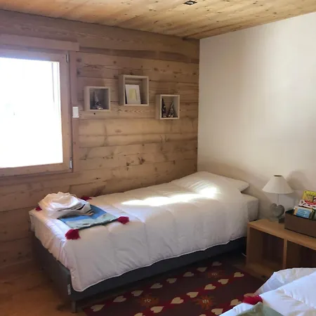 Chalet Avec Jardin Proche Centre Village