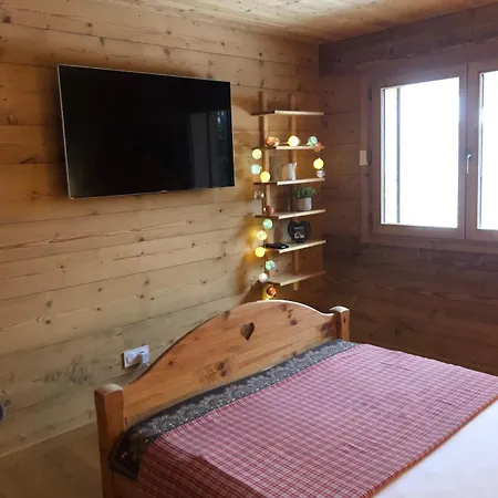 Chalet Avec Jardin Proche Centre Village Saint-Jean-de-Sixt