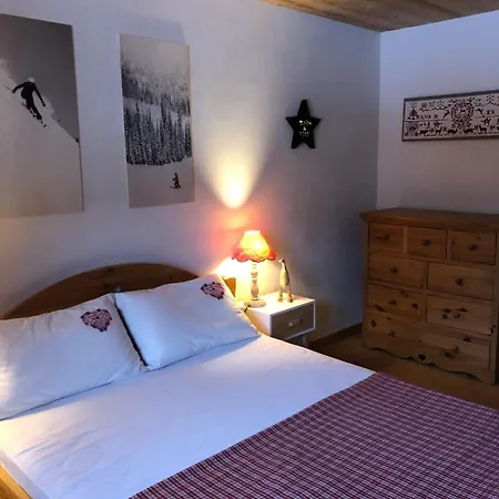 Chalet Avec Jardin Proche Centre Village Saint-Jean-de-Sixt