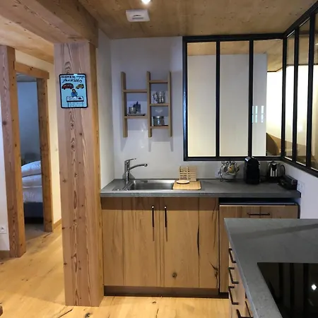 Chalet Avec Jardin Proche Centre Village